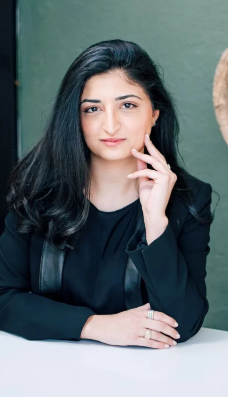 La politóloga Nayet Kademián fue entrevistada por Sin Verso.