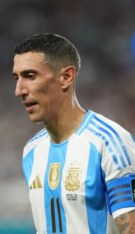 Fideo y un homenaje en su ciudad natal.