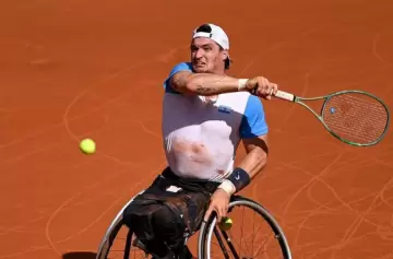 ¿Lobito estás? Fernández y un triunfo para soñar con otra medalla