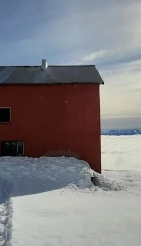 Tragedia en Bariloche: una avalancha se cobra la vida de un esquiador