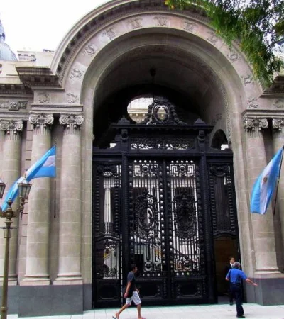 Palacio San Martín, sede de Cancillería y epicentro de la medida diplomática