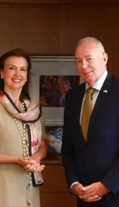 La canciller Mondino con el embajador de Suiza en Argentina