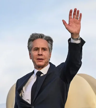 Blinken busca poner calma a la relación entre haitianos y dominicanos