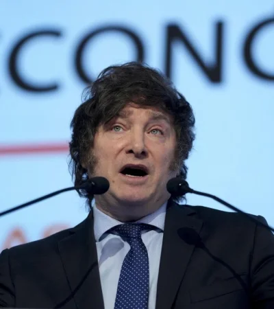 Histórico: Milei lleva el Presupuesto 2025 al Congreso