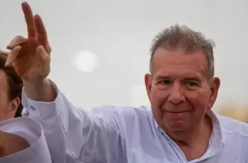 Edmundo González Urrutia: de la persecución al asilo en España