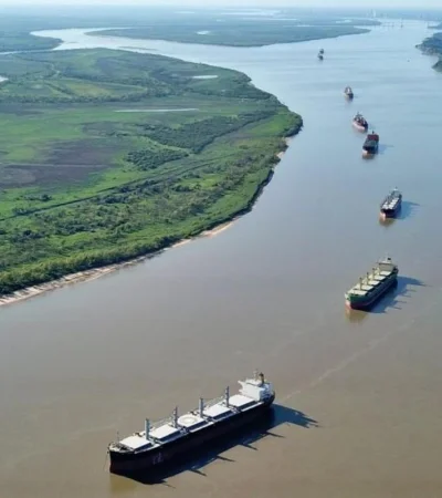 La Hidrovía es una de las vías navegables naturales de mayor longitud del planeta.