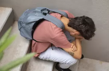 Crisis adolescente y suicidio: claves para identificar y prevenir el peligro