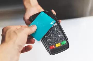 Rige desde este lunes un cambio crucial para abonar con tarjetas