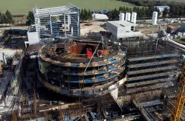 El Gobierno paralizó la construcción del primer reactor nuclear nacional