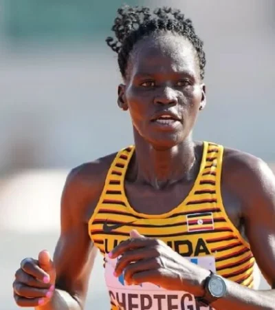 La atleta representó a su país en el maratón de los Juegos Olímpicos de París, donde quedó en el puesto 44.