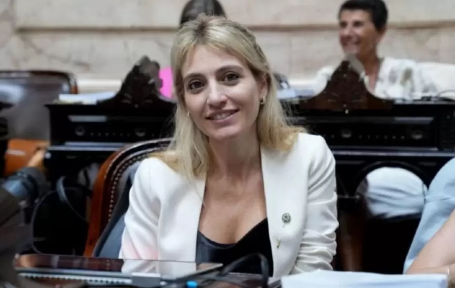 Daiana Fernandez Molero, miembro de la Cámara de Diputados de Argentina.