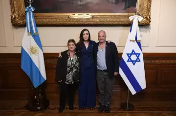 Victoria Villarruel recibió a sobrevivientes del secuestro de Hamas en el Senado
