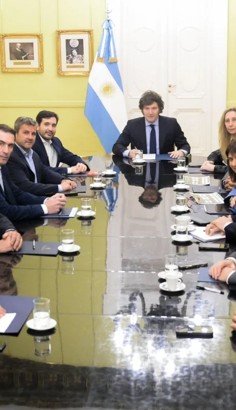 El Presidente recibió en Casa Rosada a diputados nacionales de la UCR.