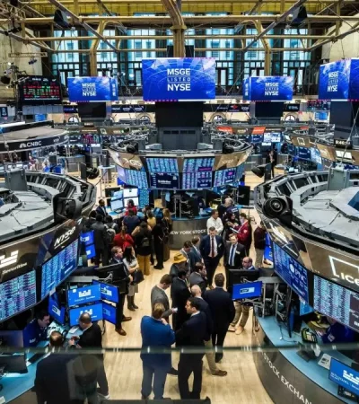 Los mercados del mundo temen por un lunes negro.