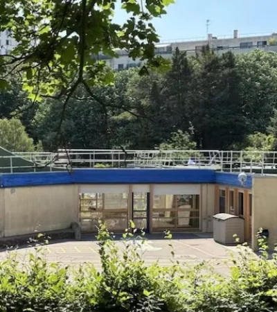 El hecho ocurrió en un jardín de infantes de París.