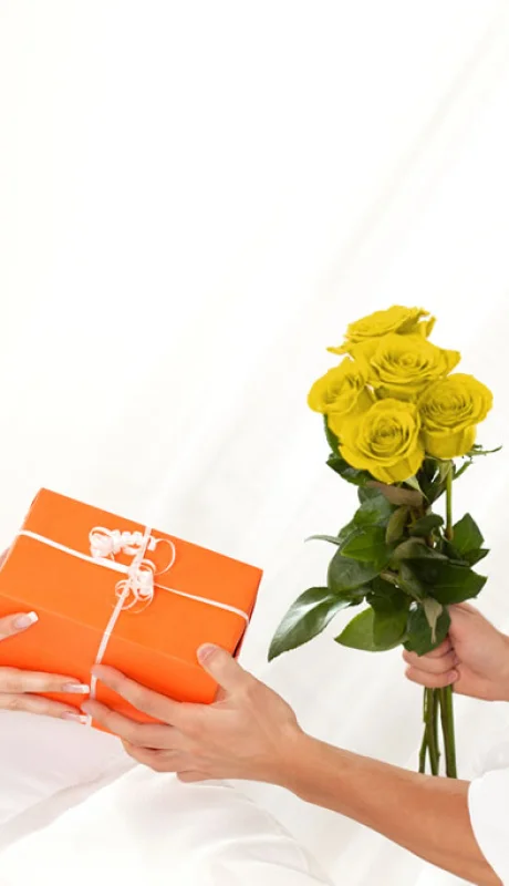 Llega septiembre, el mes para regalar flores amarillas