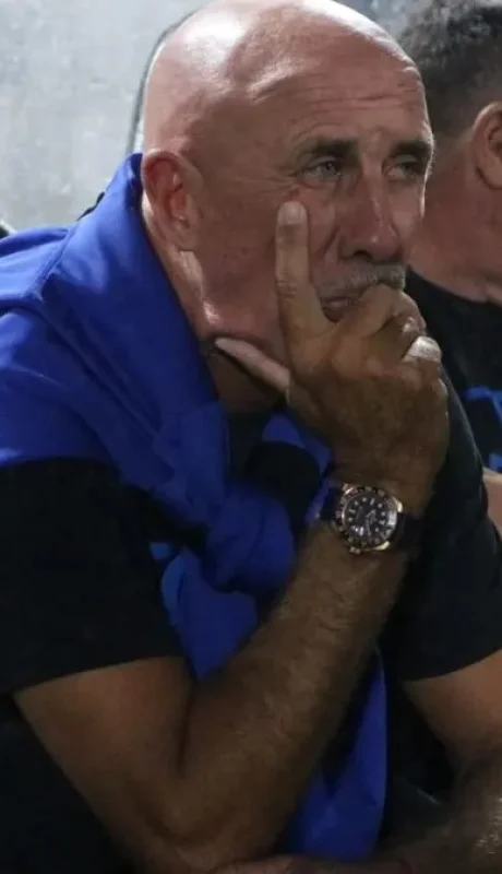 Oldrá dejará de ser entrenador en diciembre.