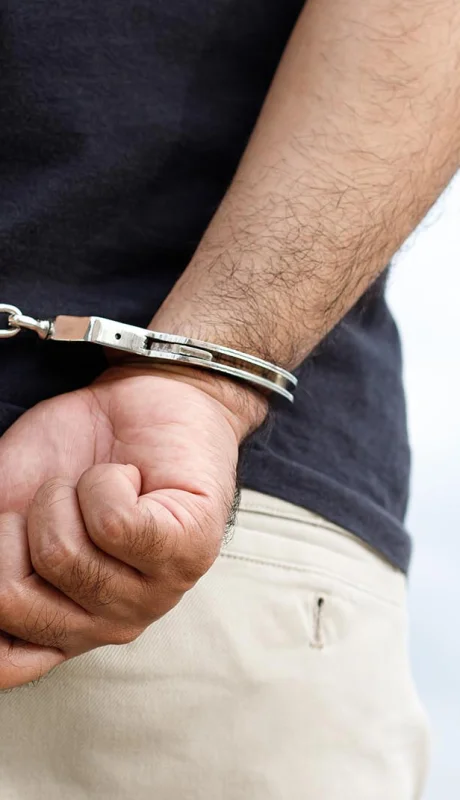 ¿Quién es el funcionario chaqueño acusado de abuso sexual por un albañil?