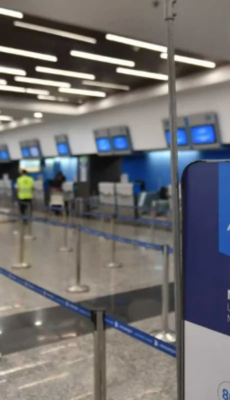 La medida de fuerza inició al mediodía del viernes como consecuencia de las negociaciones frustradas en materia de recomposición salarial.