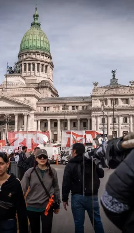 "Creo que hay una ruptura directa y flagrante del contrato electoral" (Agustín de Marco, politólogo)
