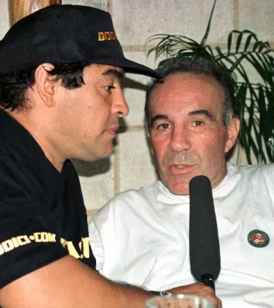 Diego Armando Maradona junto a Alfredo Cahe