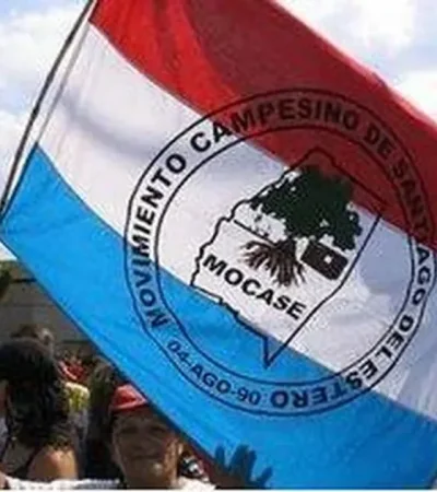 El grupo de indígenas recibió las tierras de parte del padre de Milei en Santiago del Estero./