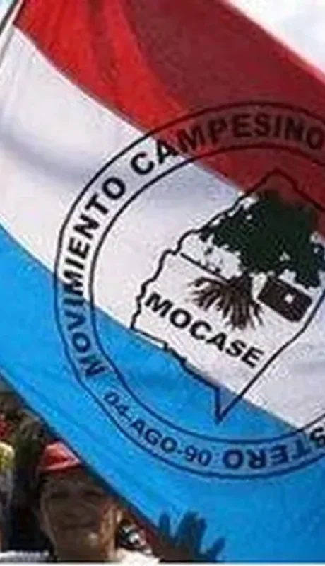 El grupo de indígenas recibió las tierras de parte del padre de Milei en Santiago del Estero./