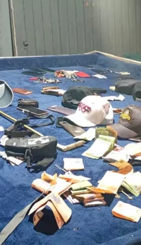 Operativo policial en Melchor Romero.