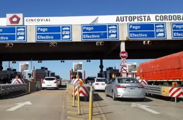 Escapaba de la Policía y atropelló y mató a una empleada de peaje