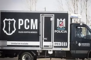 Lo llamaron desde la vereda, salió a la puerta y lo asesinaron de dos disparos en Las Heras