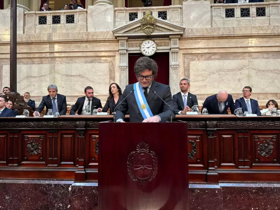 El presidente Javier Milei presentó el Presupuesto 2025 en el Congreso de la Nación