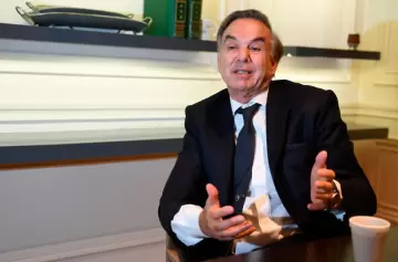 Sindicalistas tranquilos: podrán seguir eternizándose en sus cargos