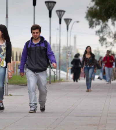 La UNCuyo recientemente actualizó los montos de las becas para los alumnos en situaciones vulnerables.