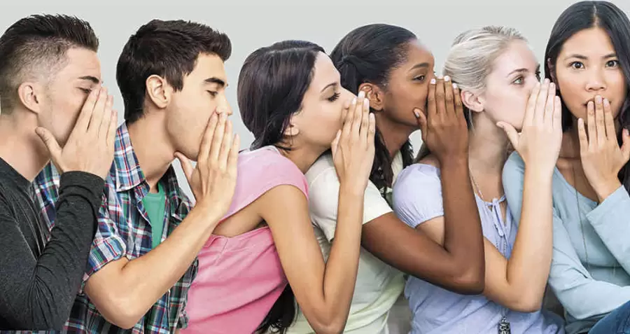 El chisme es una práctica muy común en la mayoría de las sociedades, y es algo que se ha extendido a lo largo de la historia.