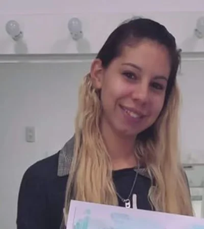 La víctima soñaba con enseñar lengua de señas.