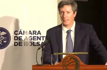 El presidente del Banco Central ratificó la eliminación del Impuesto PAÍS