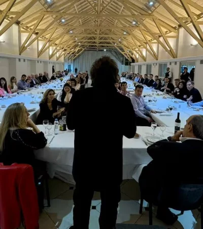 El asado en Olivos para los "87 héroes".