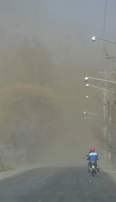 ¡Ráfagas de más de 60 km/h! Mendoza bajo alerta amarilla por el Zonda