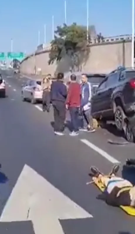 Accidente se suma otro choque en la autopista Panamericana antes de llegar a la General Paz.