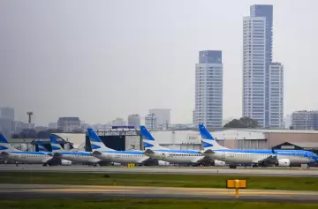 Qué empresas extranjeras podrían quedarse con Aerolíneas Argentinas