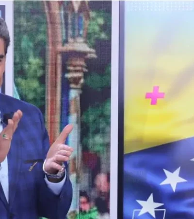 Nicolás Maduro no perdió la oportunidad para mofarse del exdiplomático y la carta de aceptación que tuvo que rubricar para partir a España.