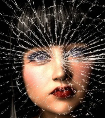 Para muchos, un espejo roto es señal inequívoca de mala suerte. (Foto: web)