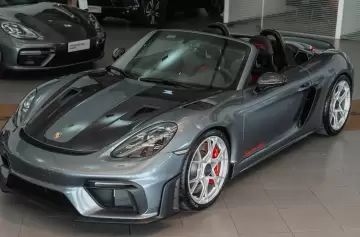 Llegó a la Argentina el primer Porsche 718 Spyder RS: detalles y precio de una verdadera joya
