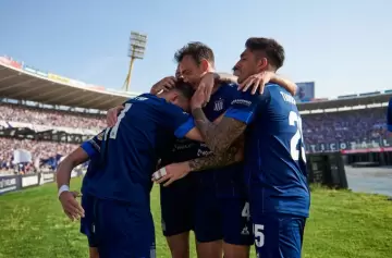 Talleres le dio otro golpe duro a Racing de Avellaneda