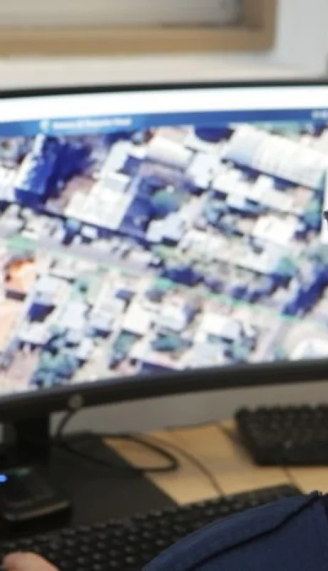 El uso del Sistema de Videovigilancia del Centro Estratégico de Operaciones permitió a la Policía de Mendoza interceptar a dos personas/