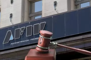 Subasta de AFIP: notebooks, celulares y PS4 con precios base de $20.000