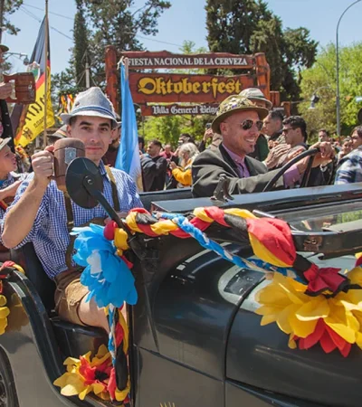 El pueblito cuenta con 11.000 habitantes. Pero durante la Oktoberfest aumenta a 150.000 fanáticos de la cerveza