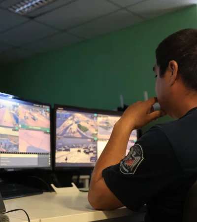 ¡Mirá los videos! Las cámaras de seguridad del CEO los atrapó con las manos en la masa