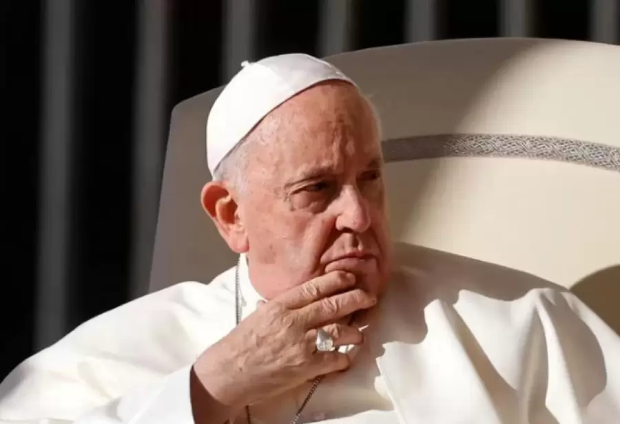 Francisco tuvo que tomar una dura decisión en un escándalo de la Iglesia peruana.