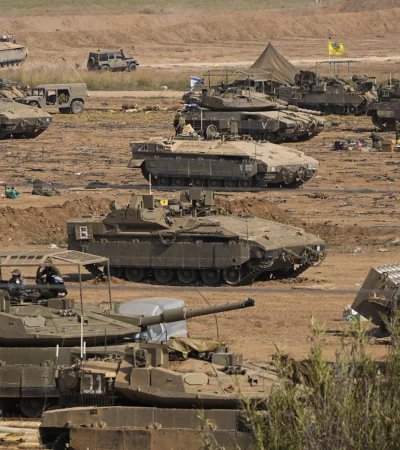 El movimiento de los blindados israelíes marca el inicio de una fuerte ofensiva que varios países intentaron evitar.